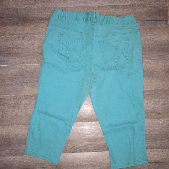 Lane Bryant Denim - Lane Bryant Capris 18